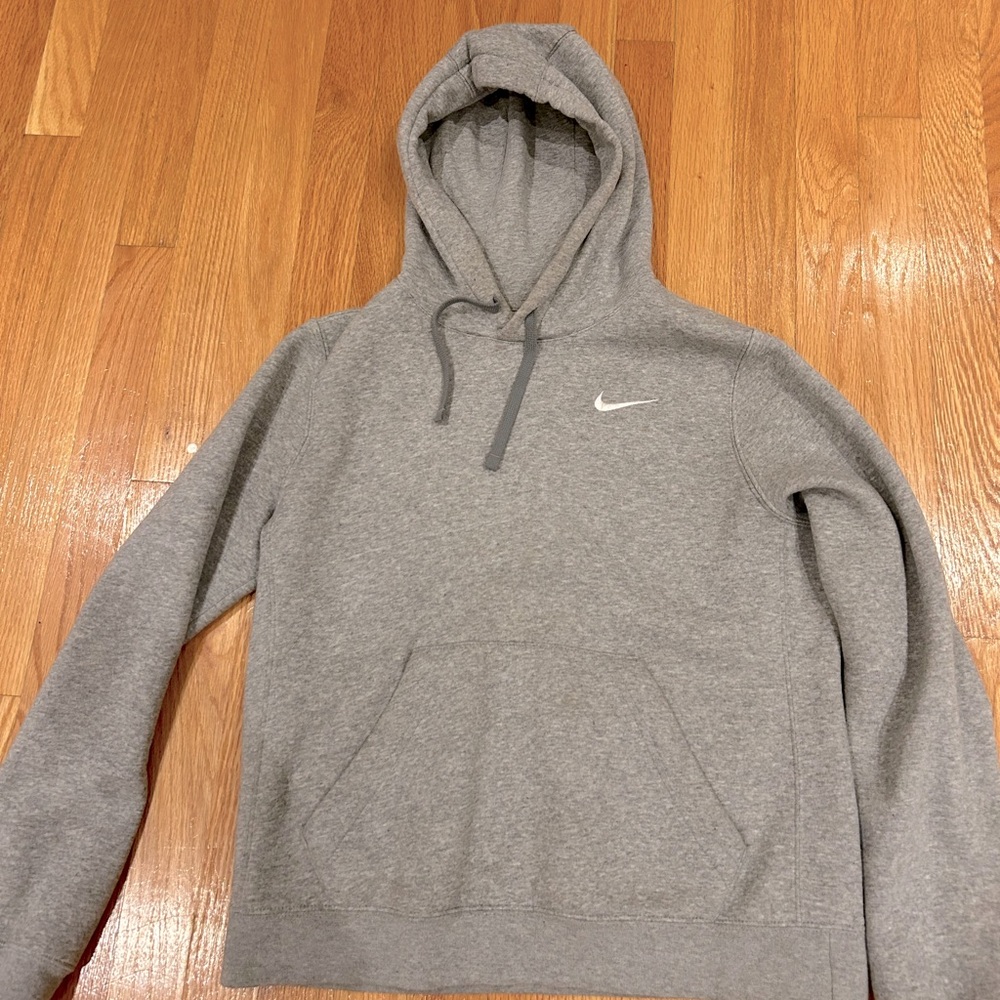 Grey nike hoodie, women’s s
